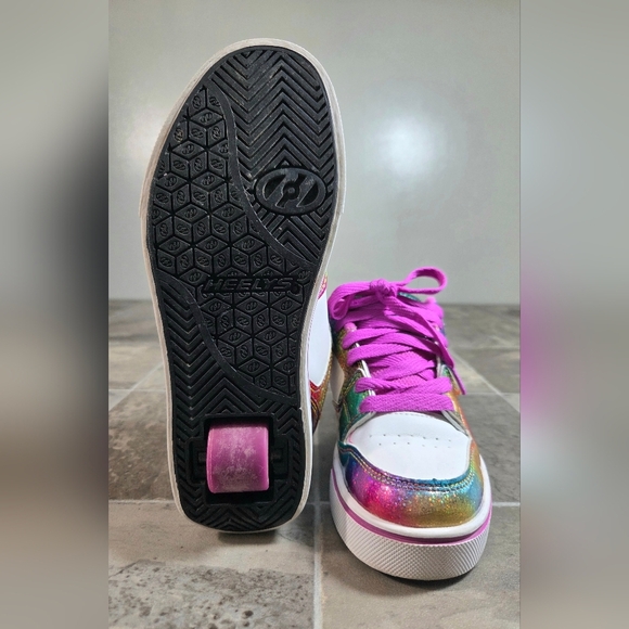 HEELYS MOTION PLUS SHOES. - Picture 6 of 8
